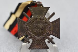 WW1 German Cross of Honor for Frontline Fighters 1914-1918 'Ehrenkreuz für Frontkämpfer' by Q.12