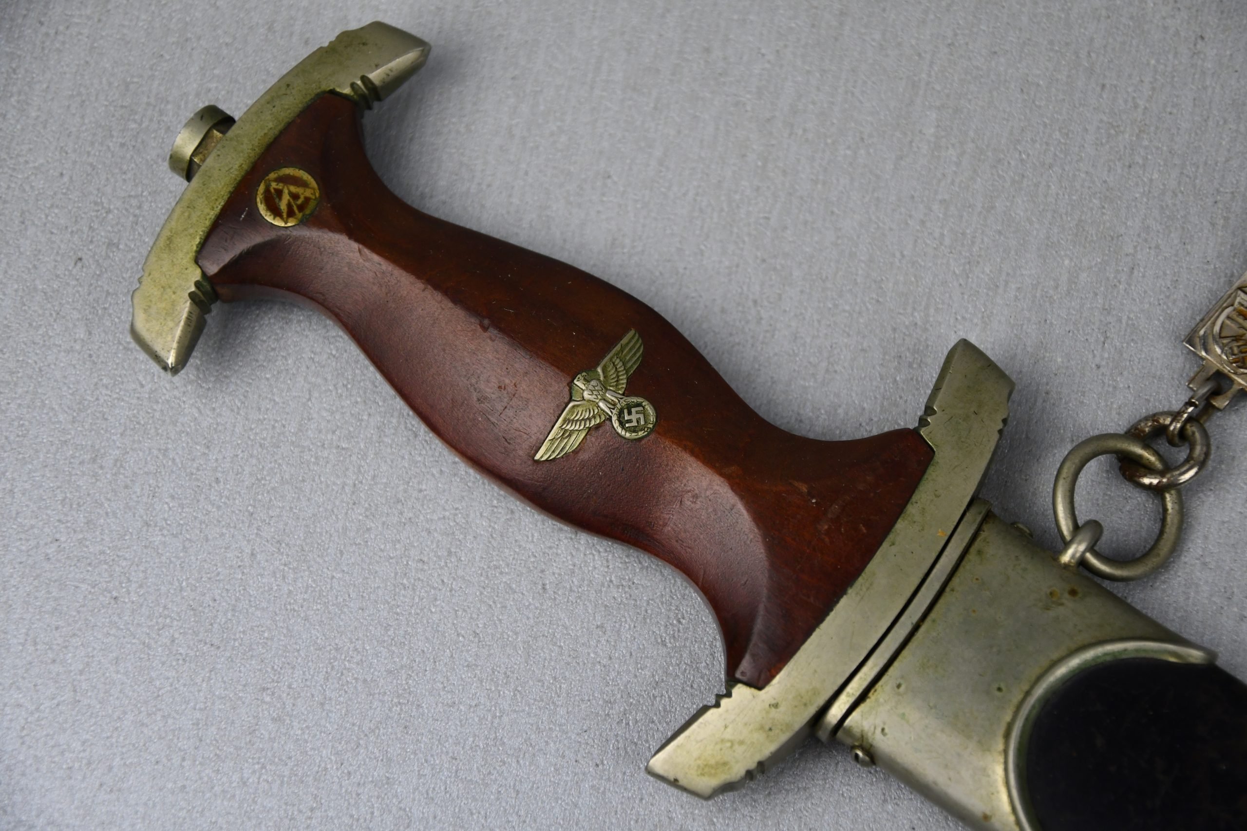 Early M33 NSKK dagger by F.W. Backhaus with Assmann chain — image 4