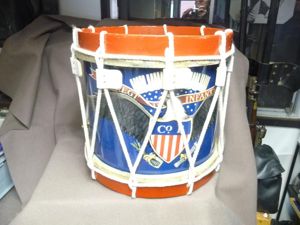 MILITARY DRUM - AMERICAN CIVIL WAR PAINTED DESIGN