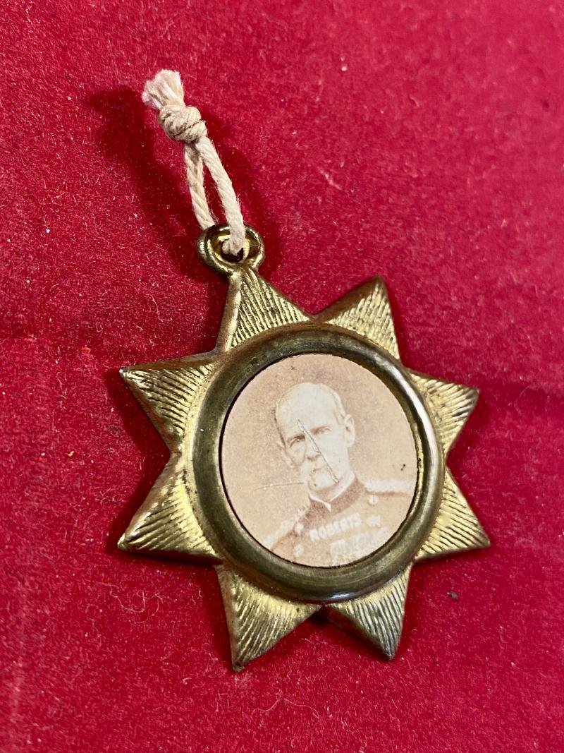 Boer War Commemorative Pressed Gilt Metal Star Shaped Pendant Depicting General Sir Field Marshal Lord Roberts c1900