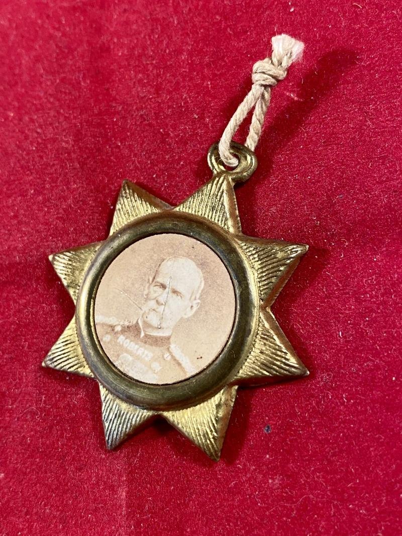Boer War Commemorative Pressed Gilt Metal Star Shaped Pendant Depicting General Sir Field Marshal Lord Roberts c1900