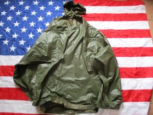 1982 US ARMY USMC issue waterproof PONCHO VIETNAM WAR STYLE og green