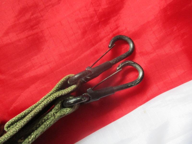 GENUINE US ARMY issue VIETNAM WAR M56 WEBBING CARRYING STRAP 2qt canteen / CAR15 SLING