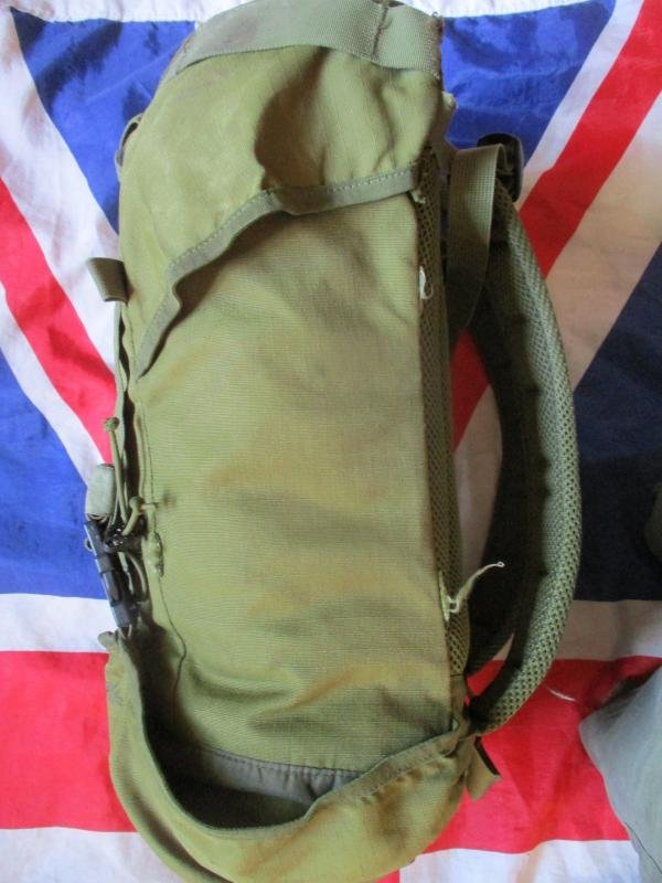 KARRIMOR SF UKSF sas SABRE 30L DAY SACK PATROL PACK munro OG GREEN