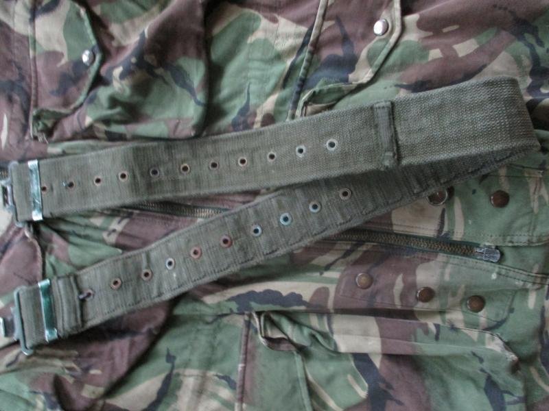 real BRITISH ARMY / PARACHUTE REGIMENT ISSUE 58 PATTERN WEBBING BELT