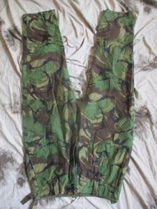 BRITISH ARMY ISSUE 1968 68 DPM CAMO COMBAT trousers pants FALKLANDS WAR size 2 medium 34' MINT CONDITION