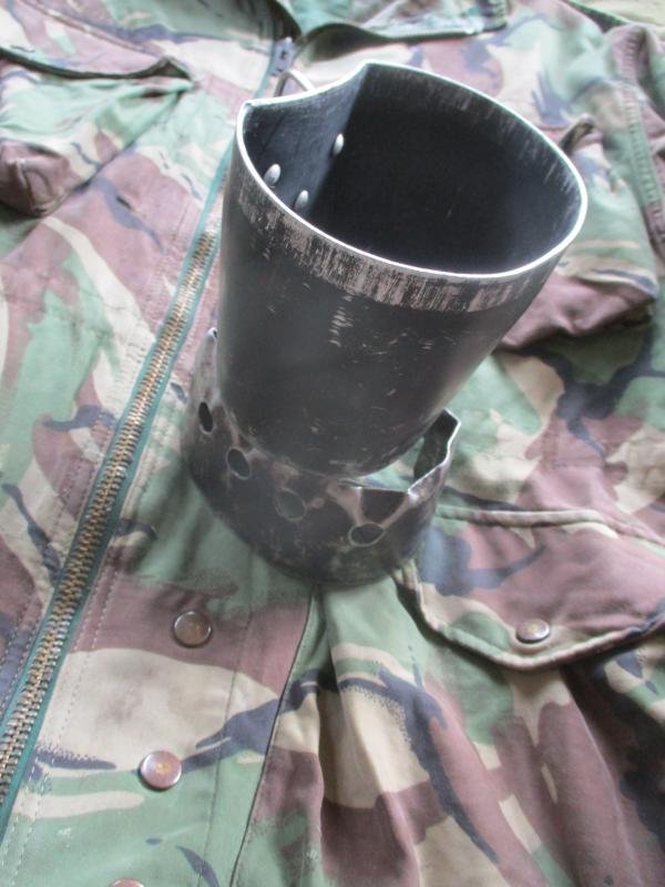 rare SURVIVAL AIDS 1990 85 / 58 PATTERN NONE STICK metal mug & COOKER STAND