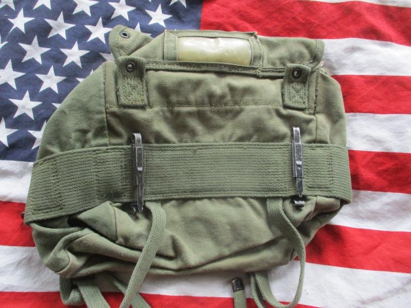 M1956 US ARMY issue VIETNAM WAR M56 WEBBING 1st PATTERN BUTT PACK