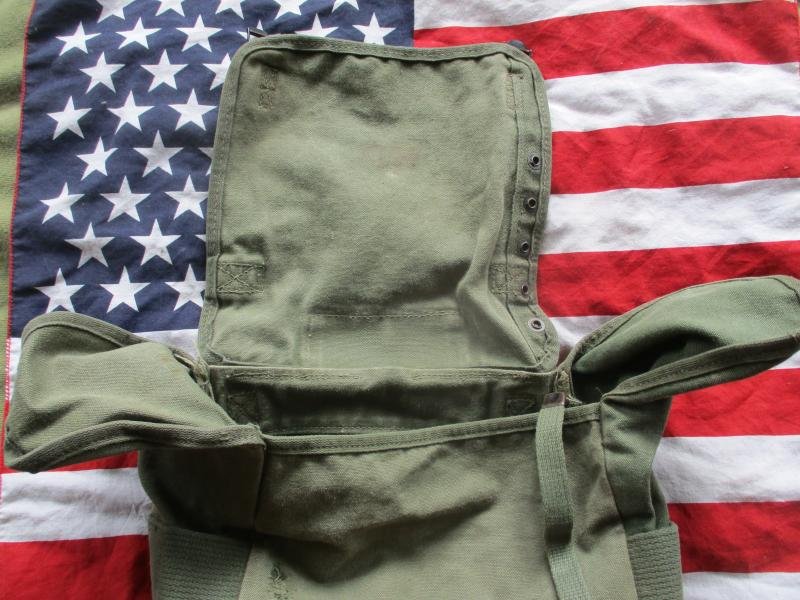 M1956 US ARMY issue VIETNAM WAR M56 WEBBING 1st PATTERN BUTT PACK