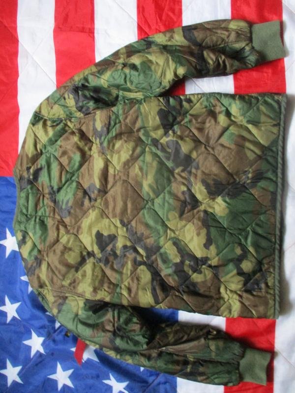 Alpha Industries USA US ARMY M65 / MA1 style COAT woobie LINER WOODLAND CAMO L