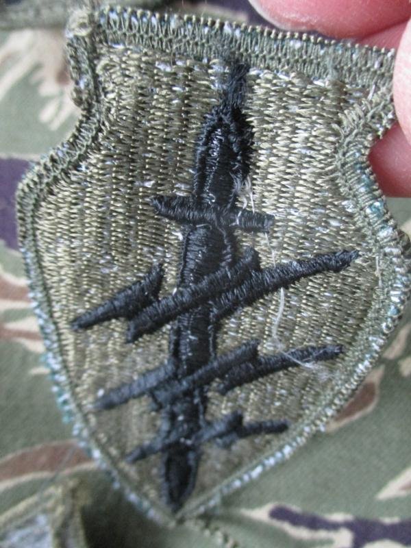 GENUINE issue US ARMY 5th GROUP SPECIAL FORCES AIRBORNE VIETNAM WAR ERA PATCH