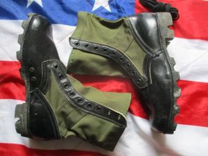 genuine 1970 US ARMY VIETNAM WAR issue JUNGLE COMBAT BOOTS us 10 W UK 9 1/2 W