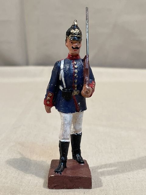 Original Nazi Era German Toy Soldier, Pre-WWI Marching Soldier, LINEOL