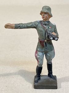 Original Nazi Era German Army Toy Soldier Officer Pointing, LINEOL