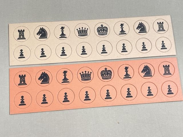 Original WWII German Soldier's Feldpost Chess Game w/Envelope Mailer — image 2