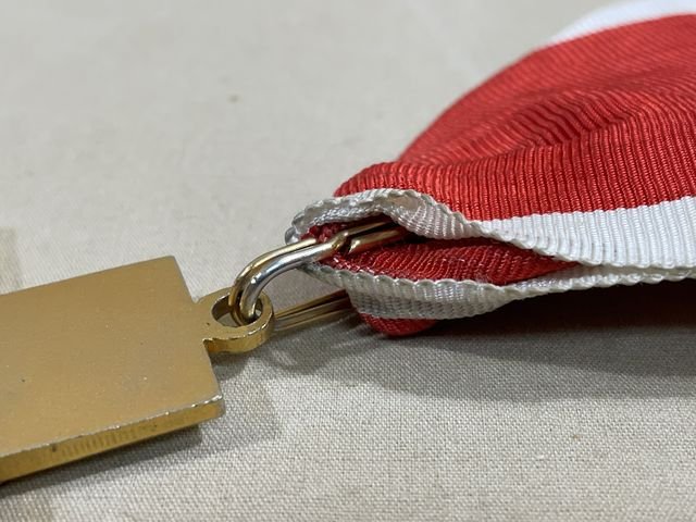 OLD REPRODUCTION German Nazi Era Red Cross Honor Badge (3rd Model) 2nd Class, DRK Ehrenzeichen — image 9