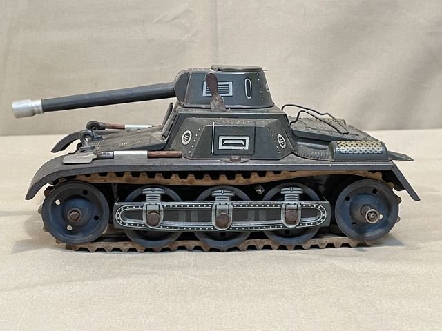 POSTWAR German Mechanical Toy Tank, Gescha Patent