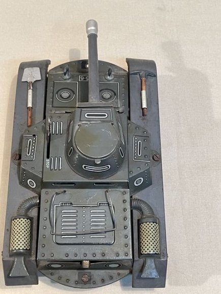 POSTWAR German Mechanical Toy Tank, Gescha Patent — image 17
