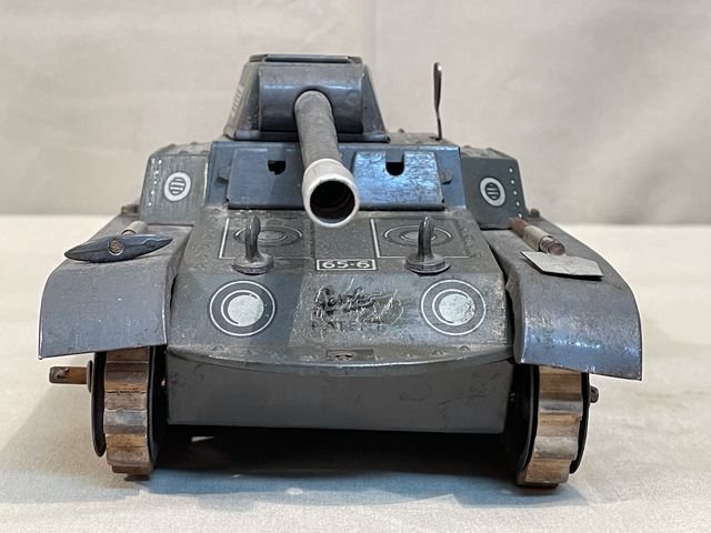 POSTWAR German Mechanical Toy Tank, Gescha Patent — image 5