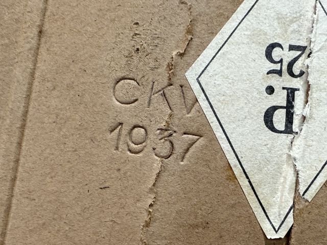 Original WWII German 8mm Mauser Ammunition Sleeve — image 3