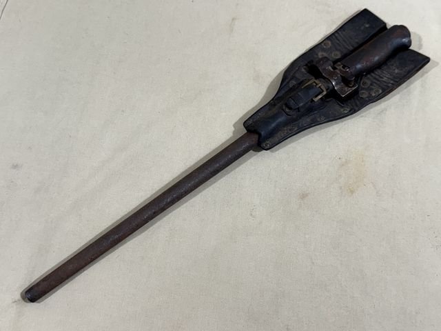Original WWI French 86/15 Bayonet, Scabbard and Leather Frog — image 22