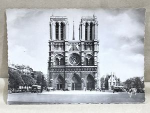 Original WWII Era French Architecture Postcard, Paris et ses Merveilles Notre-Dame