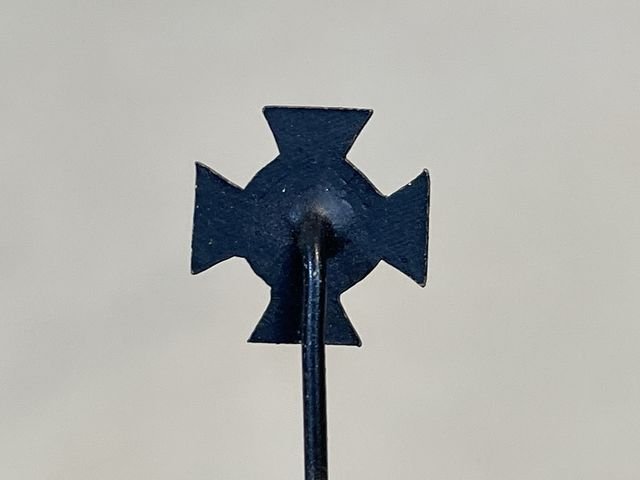 Original Pre-WWII German Next-of-Kin 1914-1918 Honor Cross, Hindenburg Cross Miniature, 11mm — image 2