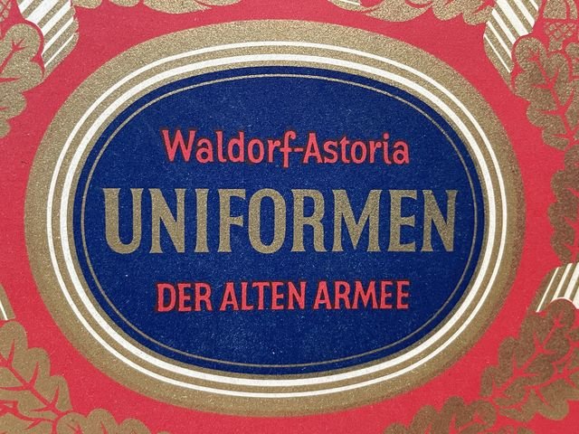 Original Pre-WWII German Cigarette Card Album, Uniforms of the Army — image 2