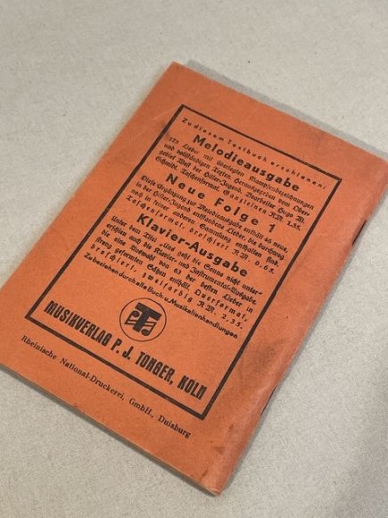 Original 1937 German Hitler Youth Song Book, Uns geht die Sonne nicht unter — image 2