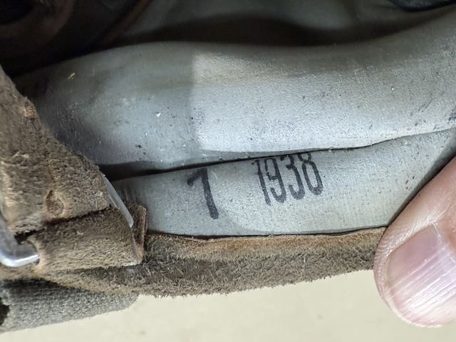HOLD! Original Pre-WWII German Soldier's M30 Gas Mask, Size 2 UNISSUED — image 16