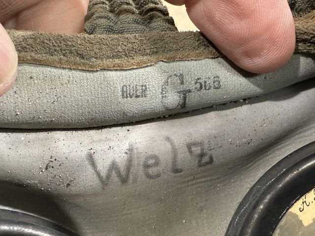 HOLD! Original Pre-WWII German Soldier's M30 Gas Mask, Size 2 UNISSUED — image 17
