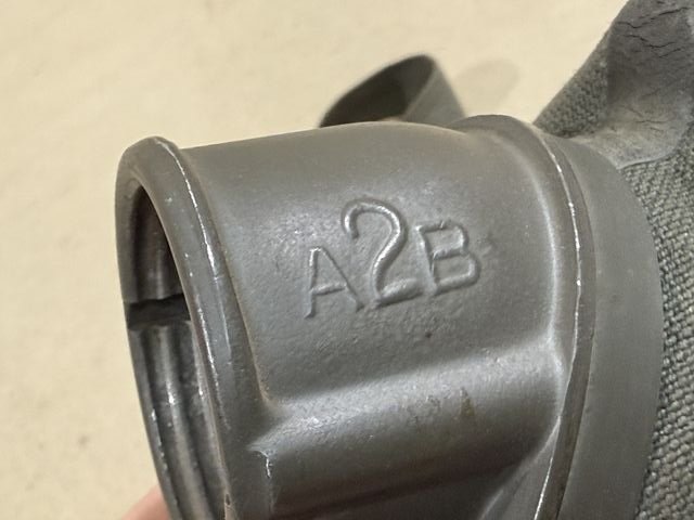 HOLD! Original Pre-WWII German Soldier's M30 Gas Mask, Size 2 UNISSUED — image 6