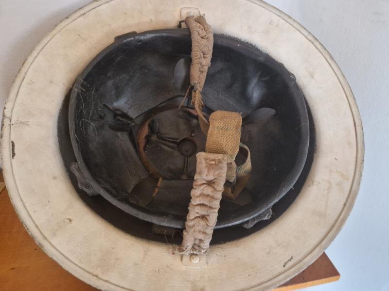 British Ww2 White Wardens Helmet