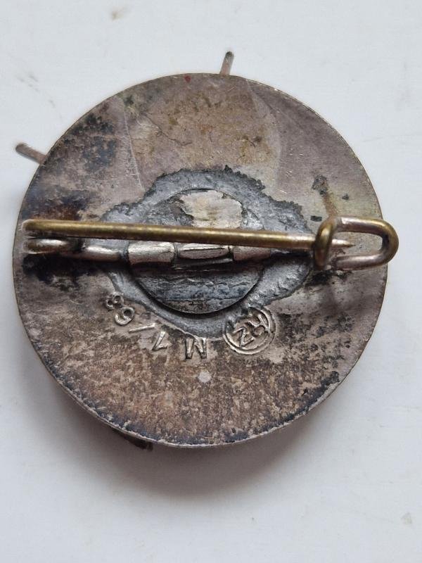 HJ Shooting Badge