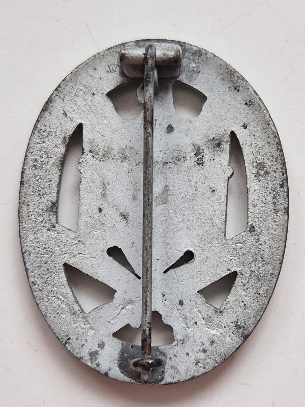 General Assault Badge.