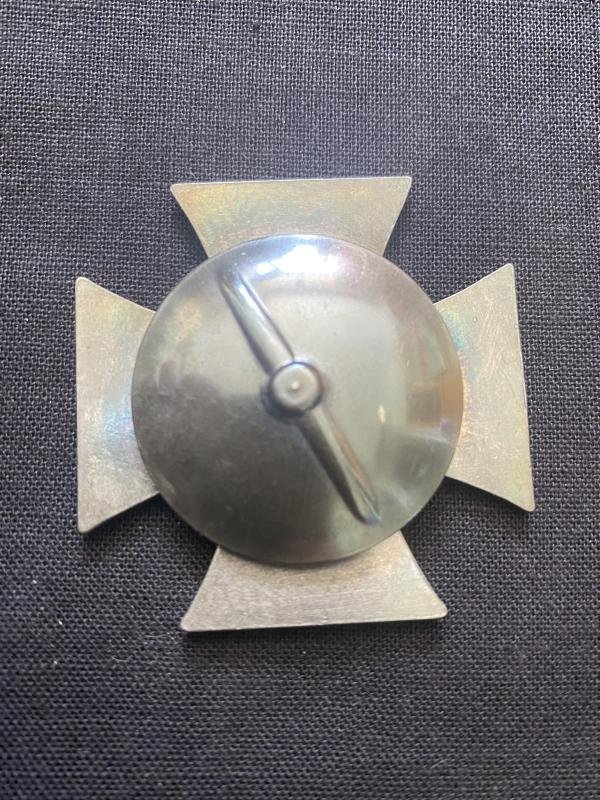 REPRODUCTION WW1 GERMAN IRON CROSS 1ST CLASS SCREW BACK — image 2
