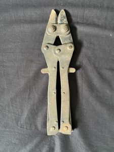WW2 BRITISH ENGINEER PATTERN WIRE CUTTERS