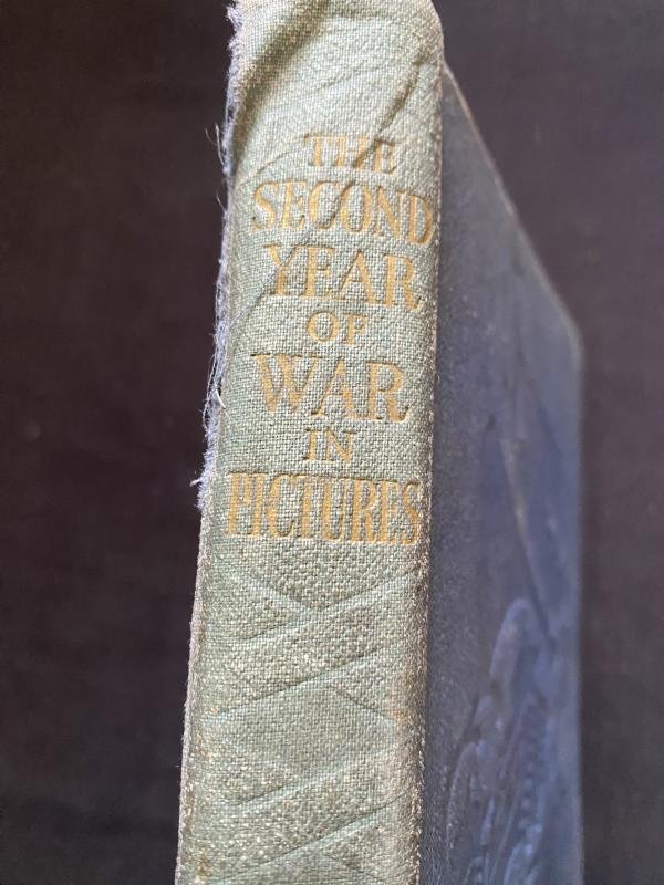 THE SECOND YEAR OF WAR IN PICTURES (HARD COVER) — image 2