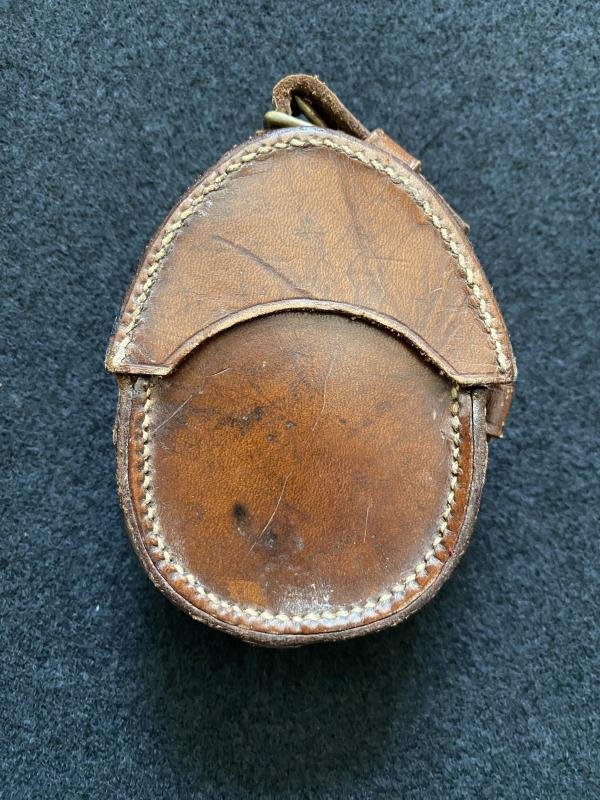 WW1 1918 DATED BRITISH OFFICER'S COMPASS IN LEATHER POUCH — image 8