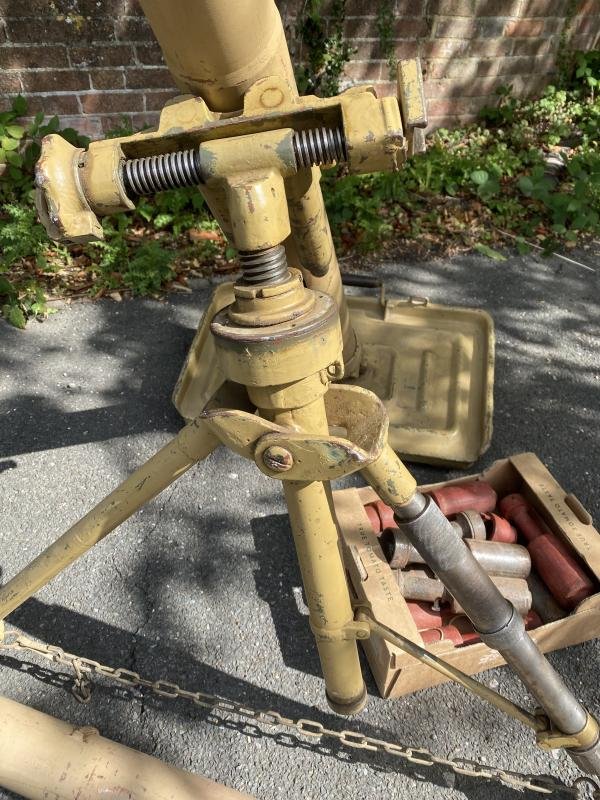 DEACTIVATED 1937 DATED SOVIET 82MM KRH 36 MORTAR WITH BLANK FIRING TUBE AND MORTARS (FULL MATCHING) — image 2