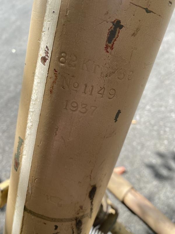 DEACTIVATED 1937 DATED SOVIET 82MM KRH 36 MORTAR WITH BLANK FIRING TUBE AND MORTARS (FULL MATCHING) — image 6
