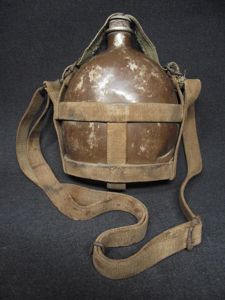 WW2 Japanese Army Waterbottle / Canteen.