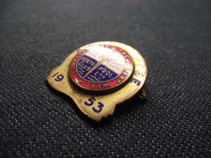 Pontypool Club Committe, Comrades Of The Great War, Enamel Badge, 1953.. — image 2