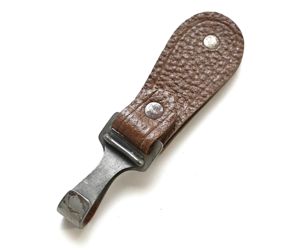 Ersatz Leather Daggen/Sword Hanger (Assmann)