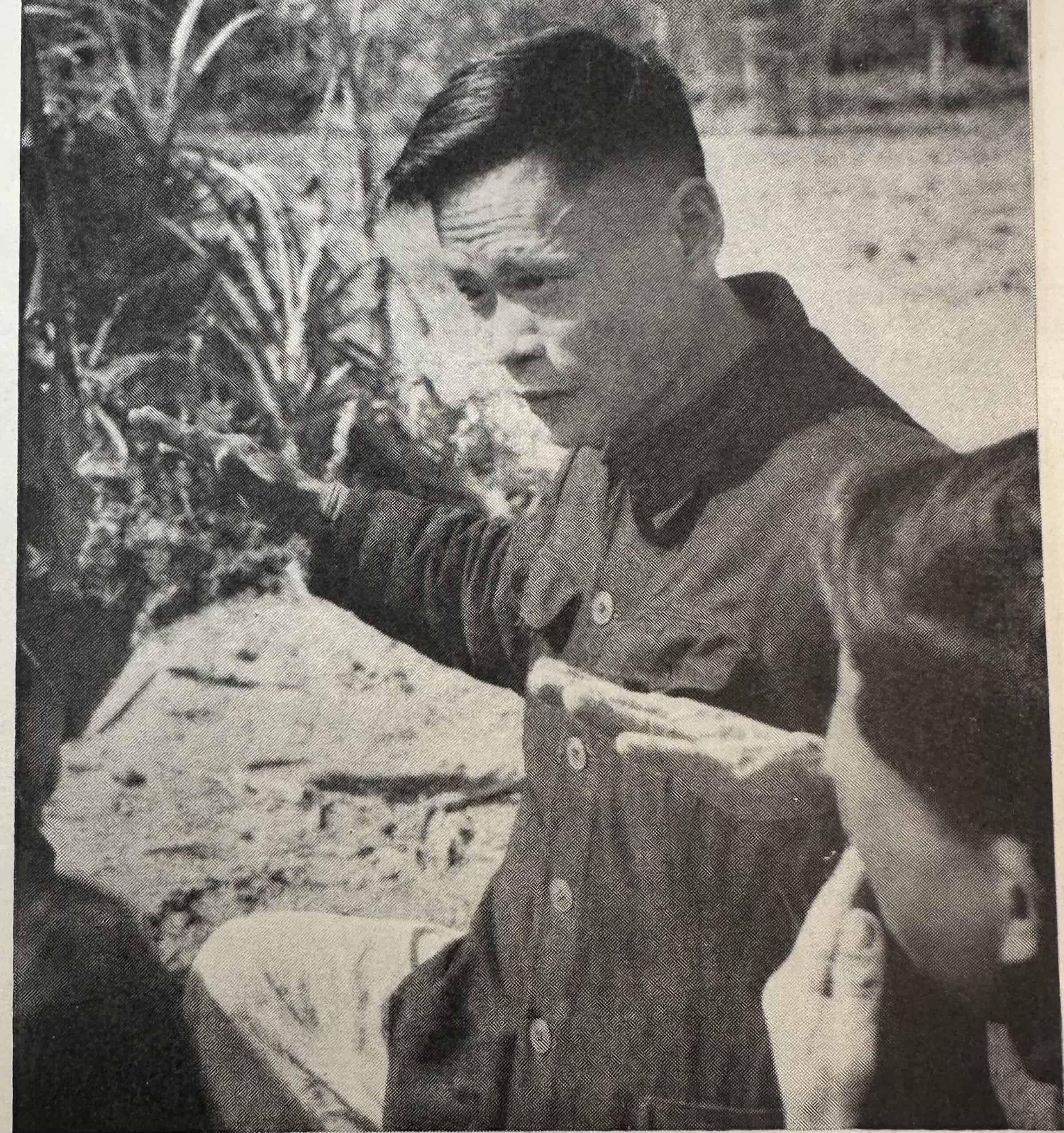 ChiCom Magazine on North Vietnamese 1966 — image 12