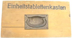 German Wehrmacht Medical Einheitstablettenkasten Pill Box, Complete With Rack, Label And Some Tubes.