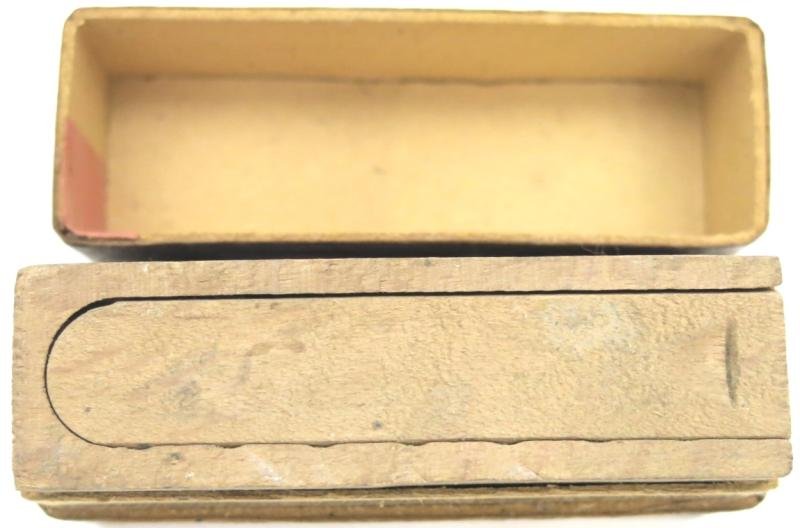 German Wehrmacht Sprengkapseln Nr. 8 Empty Box 23. 7. 1943 Dated, Inert.
