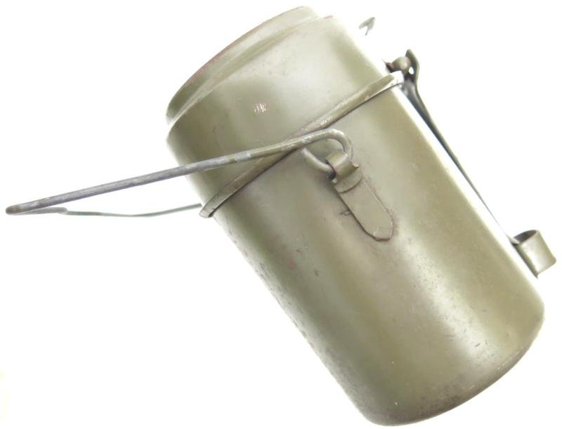 German Wehrmacht Kochgeschirr M42 Red Enamel Inside Steel Mess Kit CFL 44 Matching.