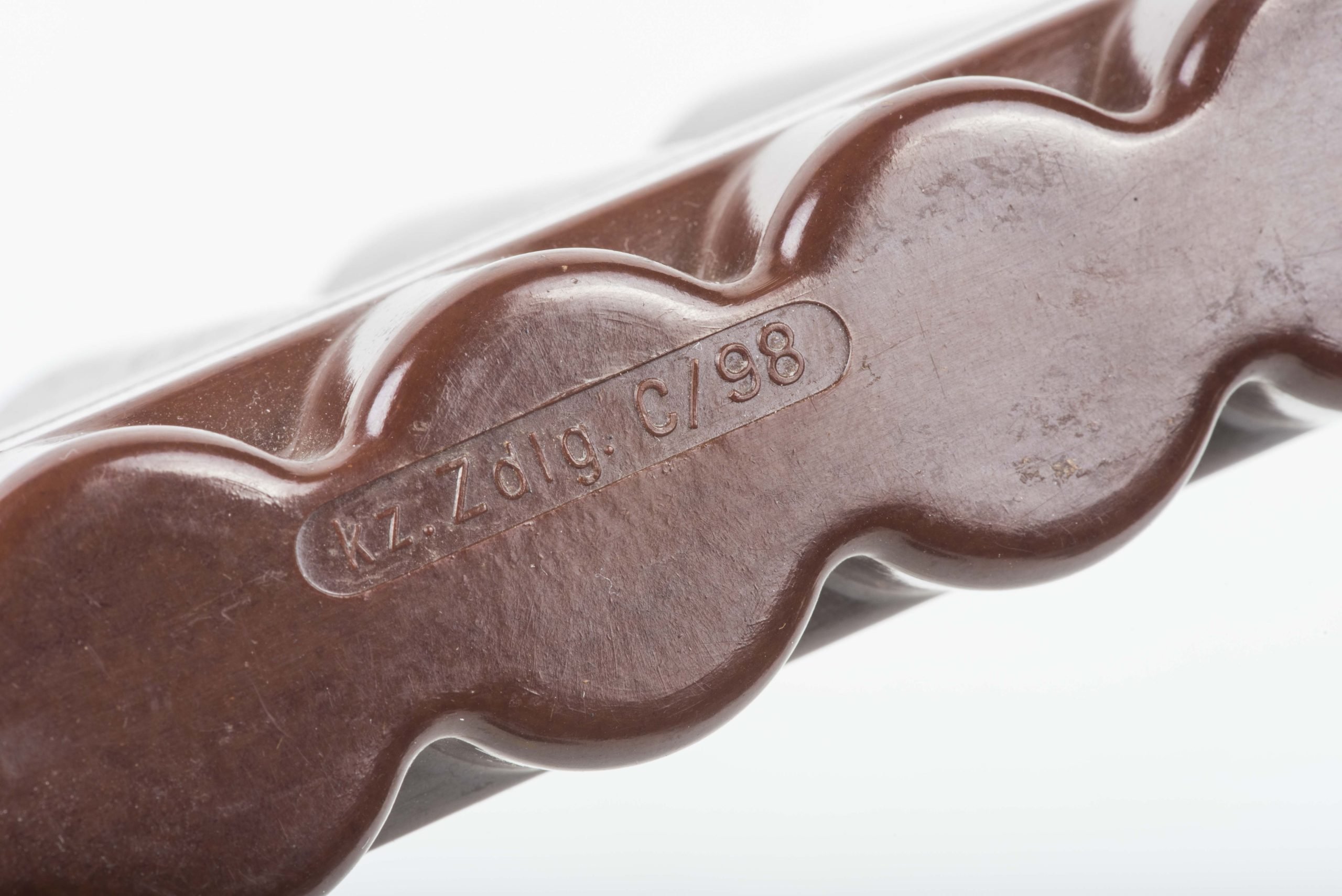 Bakelite fuze case k.z. Zdlg. C/98 marked M/9S jmb 1938 — image 2