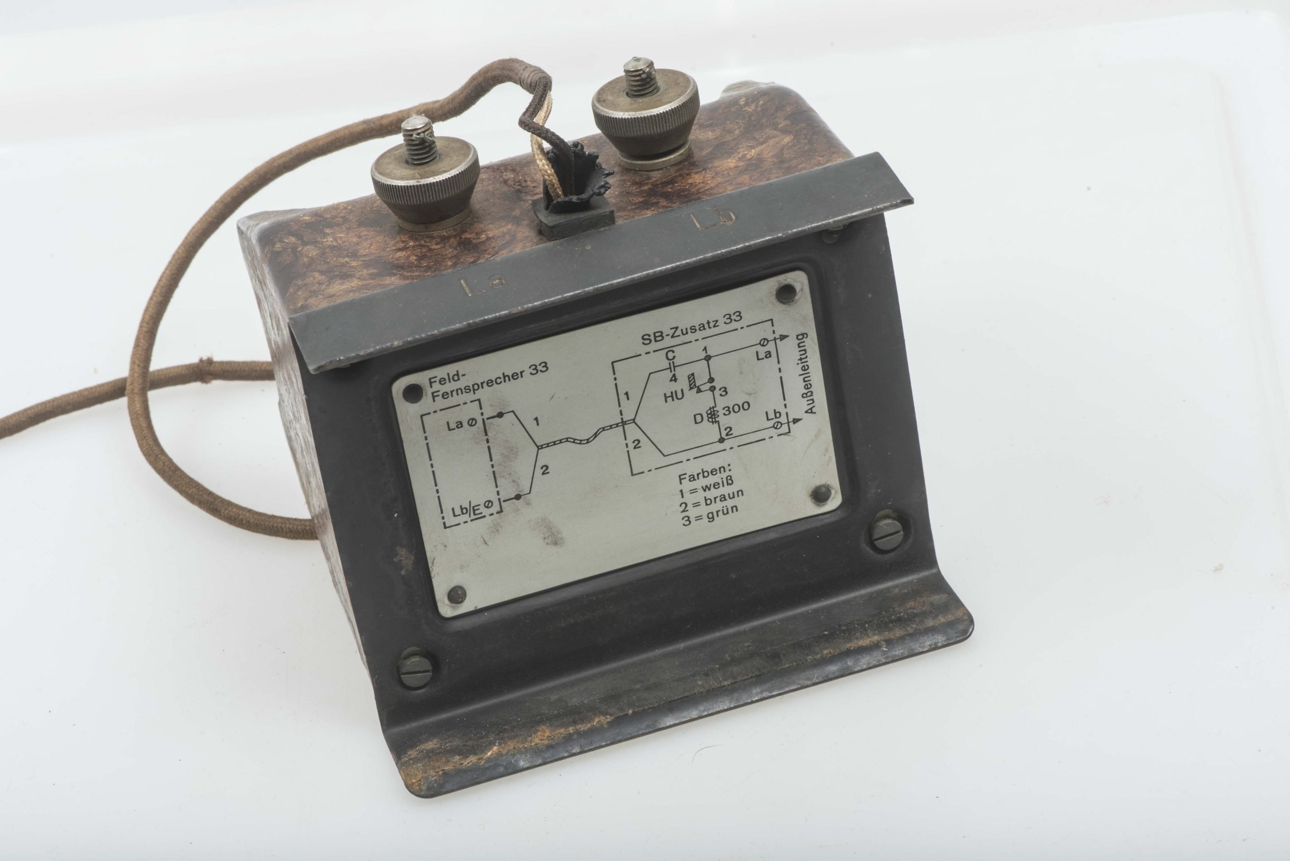 SB-Zusatz FF33 telephone handle cradle by Signalapp. Fabr. Julius Kräcker AG, Berlin 1940 — image 2